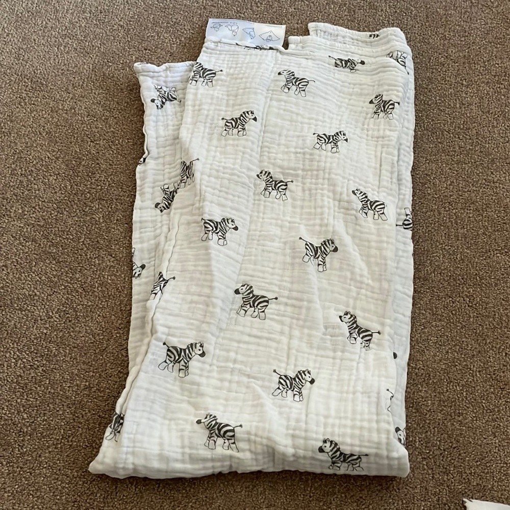 Zebra swaddle